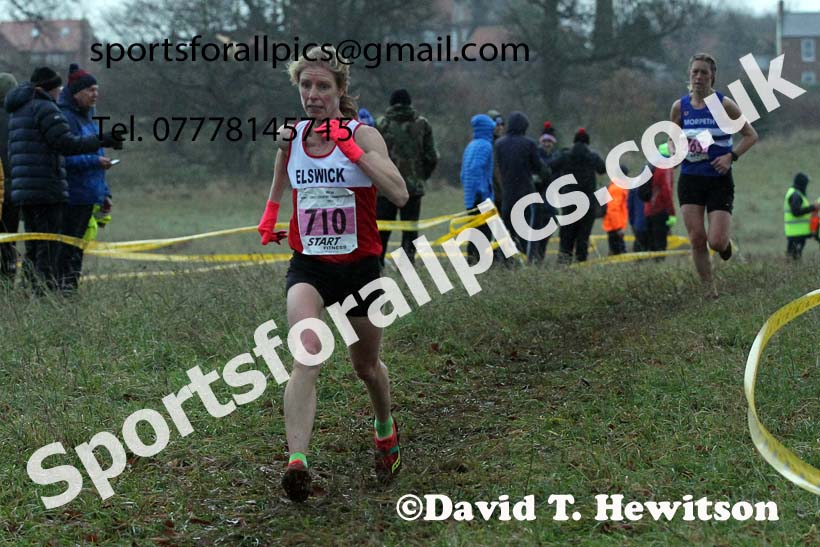 Senior women, 2021 North Eastern Cross Country Championships, Sedgefield. Photo: David T. Hewitson/Sports for All Pics